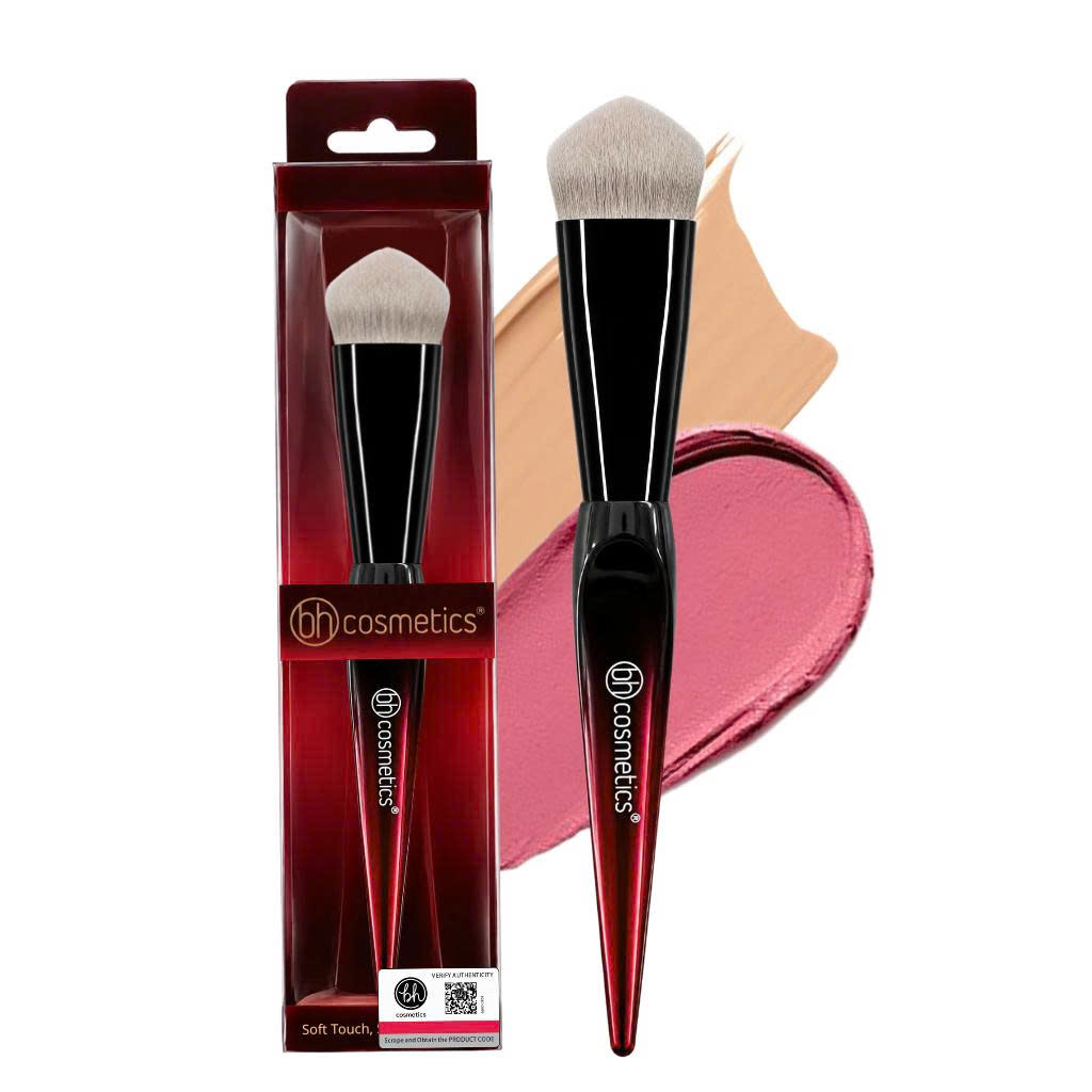 Cọ Tán Nền Vát Tam Giác BH Cosmetics Triangular Sloped Foundation Brush BH009